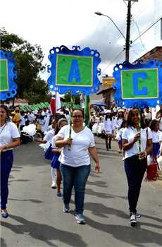 Desfile E. M. Alziton da Cunha Peixoto